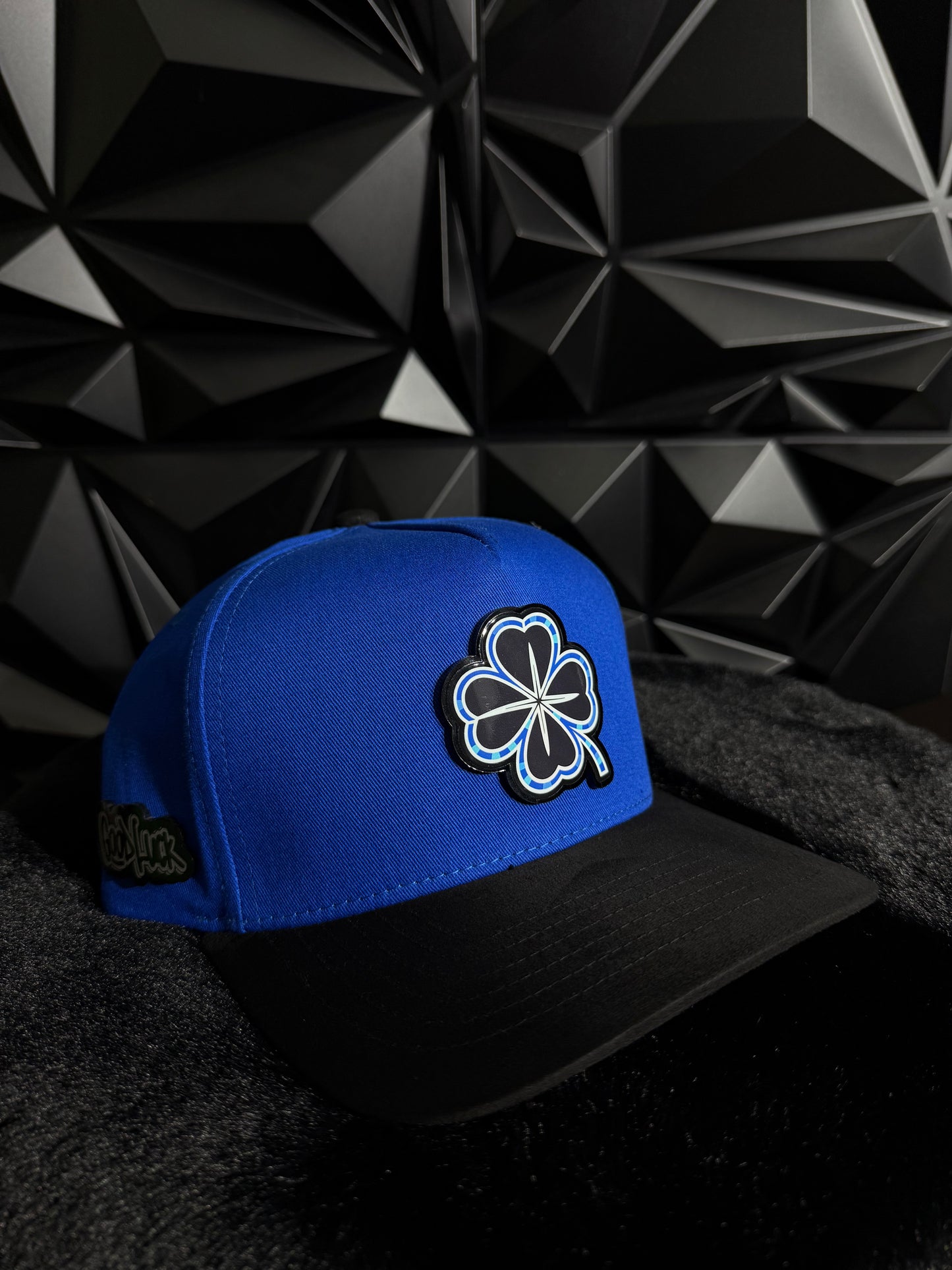 TREBOL AZUL